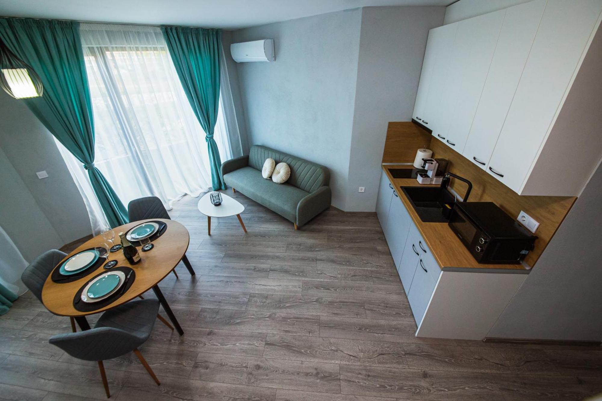 Athmospherevillaema Apartments คราเนโว ภายนอก รูปภาพ