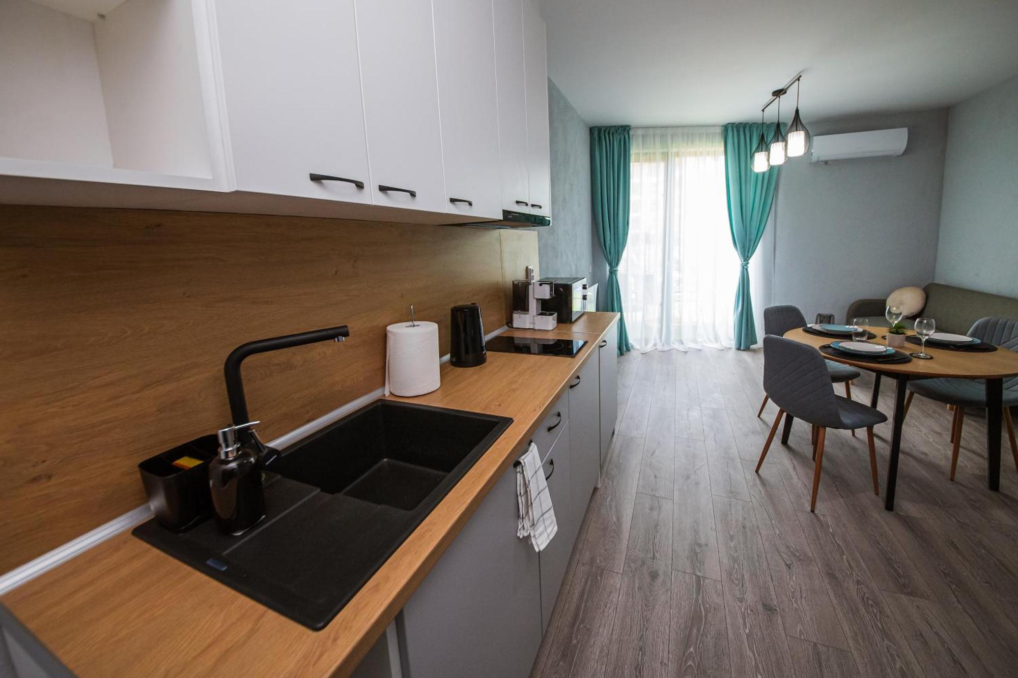 Athmospherevillaema Apartments คราเนโว ภายนอก รูปภาพ